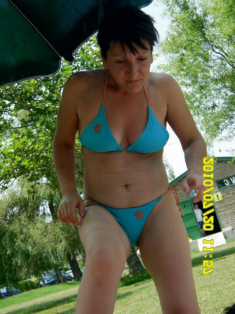25P My friend's sexy mom