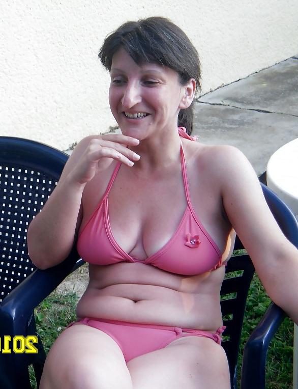 25P My friend's sexy mom