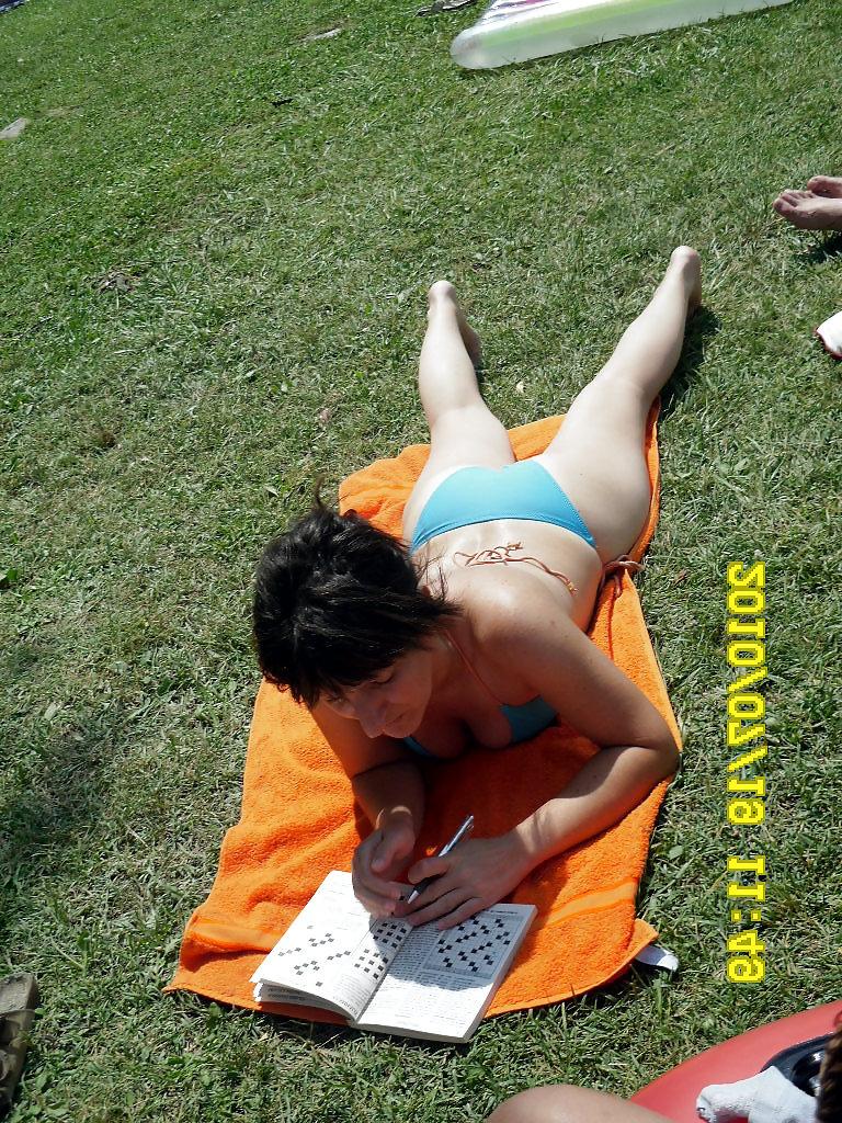 25P My friend's sexy mom