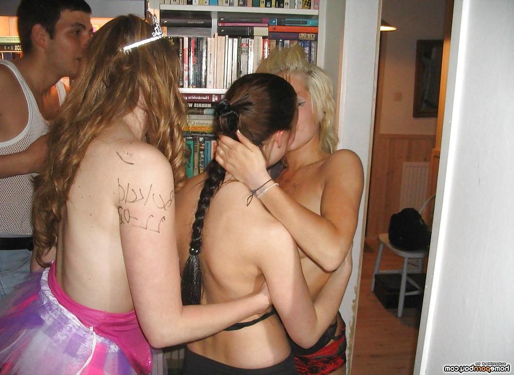 21P The best college party