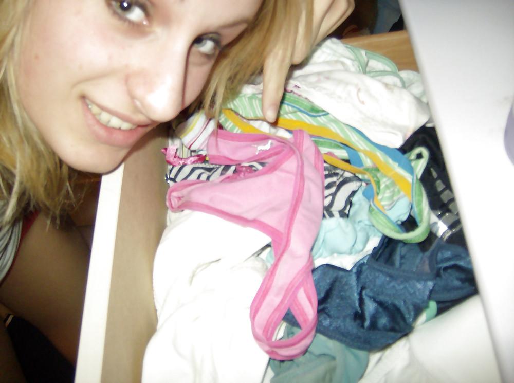 10P Amigas ensenando calzones Friend showing panties #11