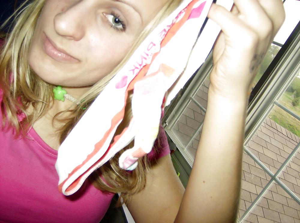 10P Amigas ensenando calzones Friend showing panties #11