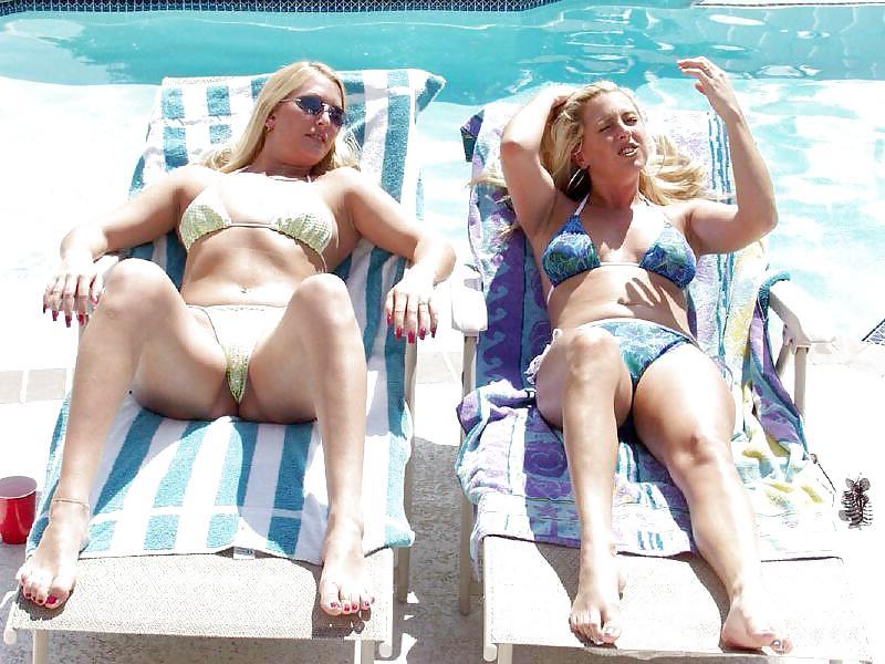 25P Lesbian swimming pool party.