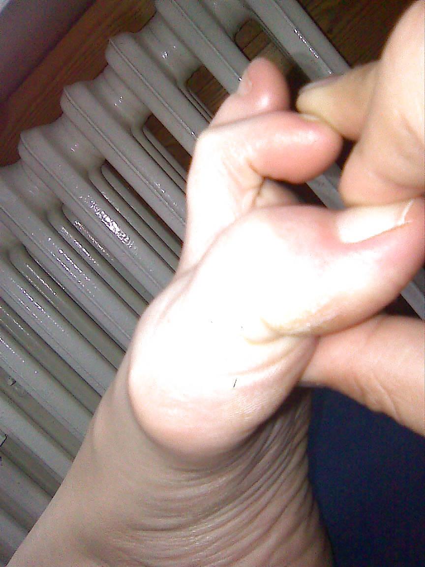 13P BB 's Feet 2009 - Foot Model with long toes, slender feet