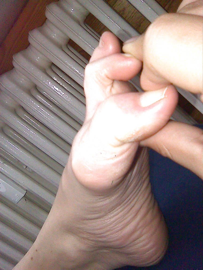 13P BB 's Feet 2009 - Foot Model with long toes, slender feet