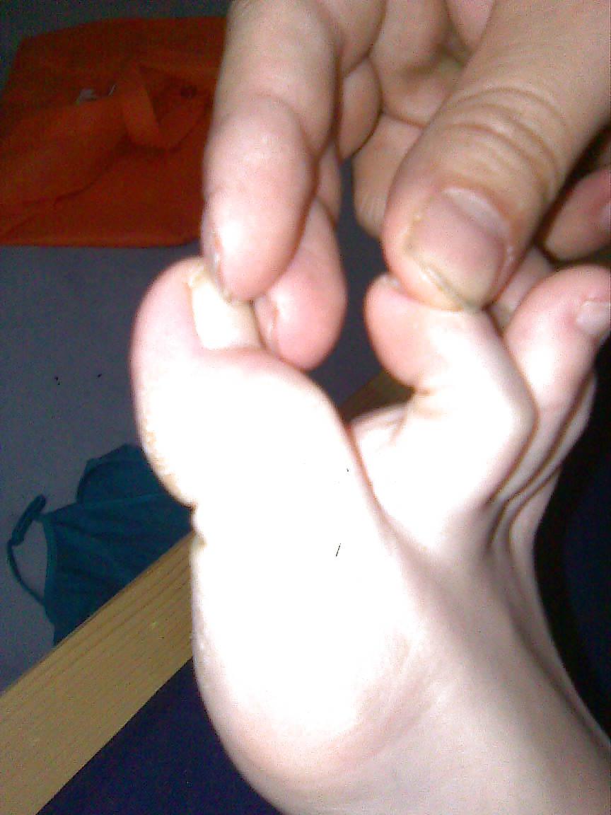 13P BB 's Feet 2009 - Foot Model with long toes, slender feet