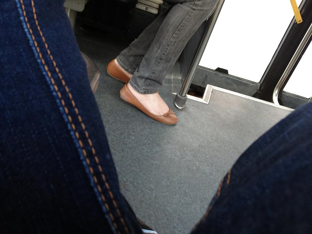 7P Arabic feet in ballerinas