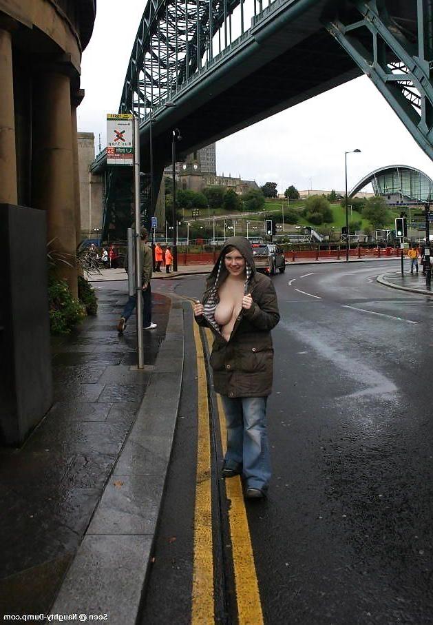 25P My collection 41 : busty teen like to be naked in the street