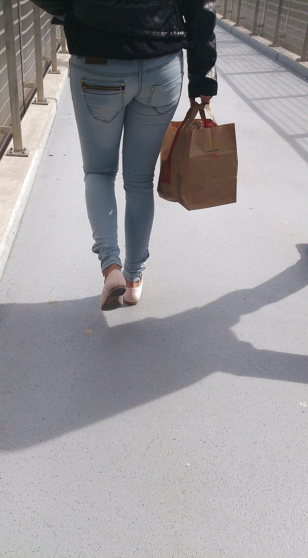12P Feet in the city: Part 6