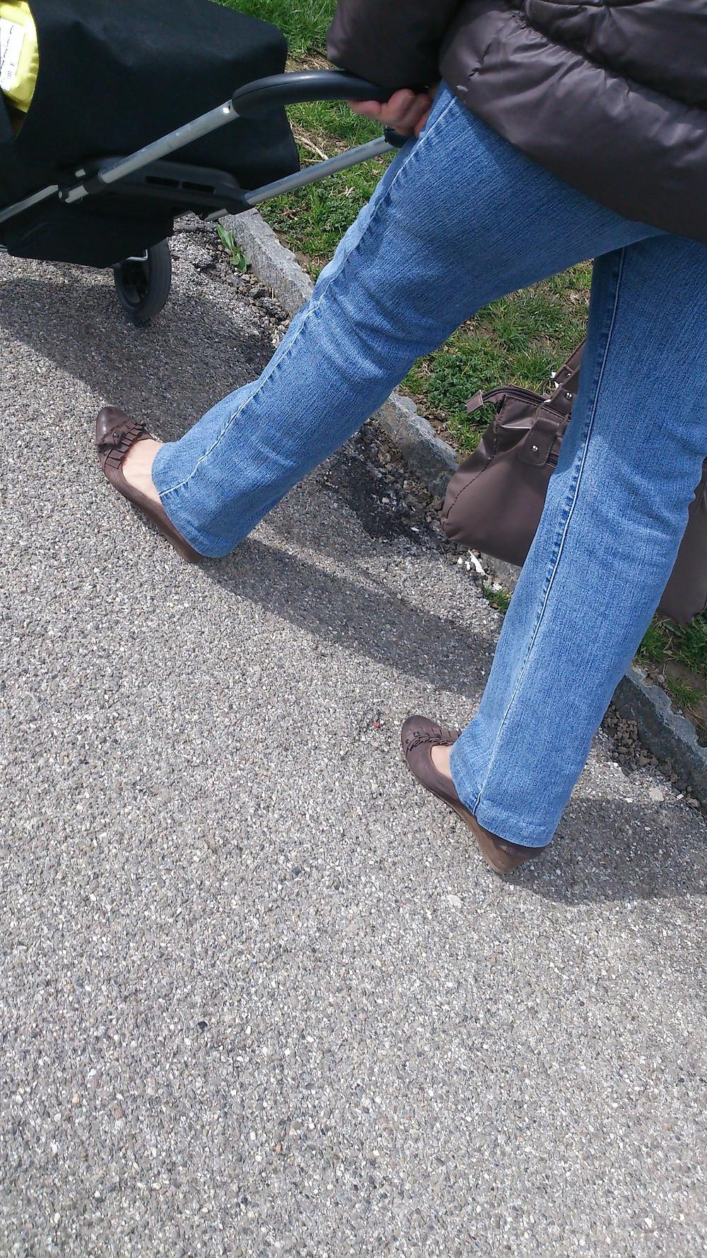 12P Feet in the city: Part 7