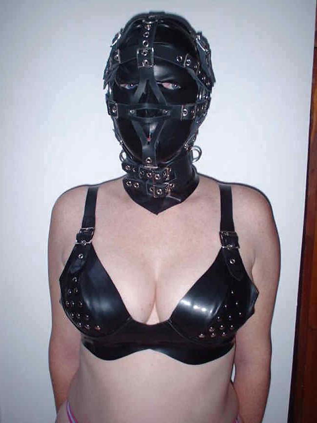 25P LaTeX And Leather MIX by DarKKo