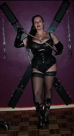 25P Mature Domme's