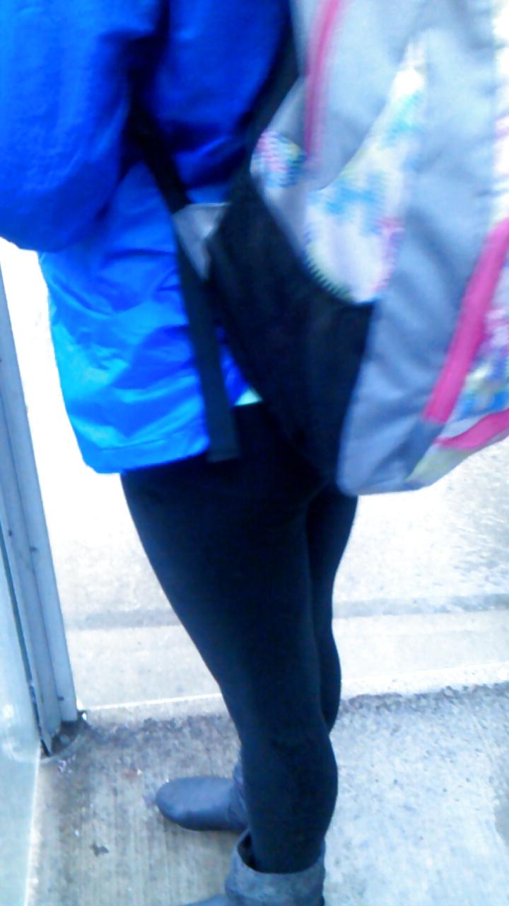 25P Voyeur - another rainy day...