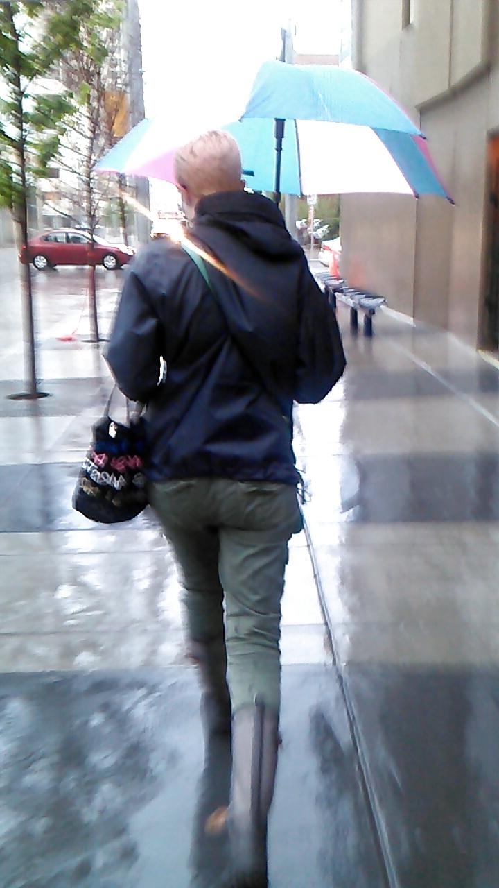 25P Voyeur - another rainy day...