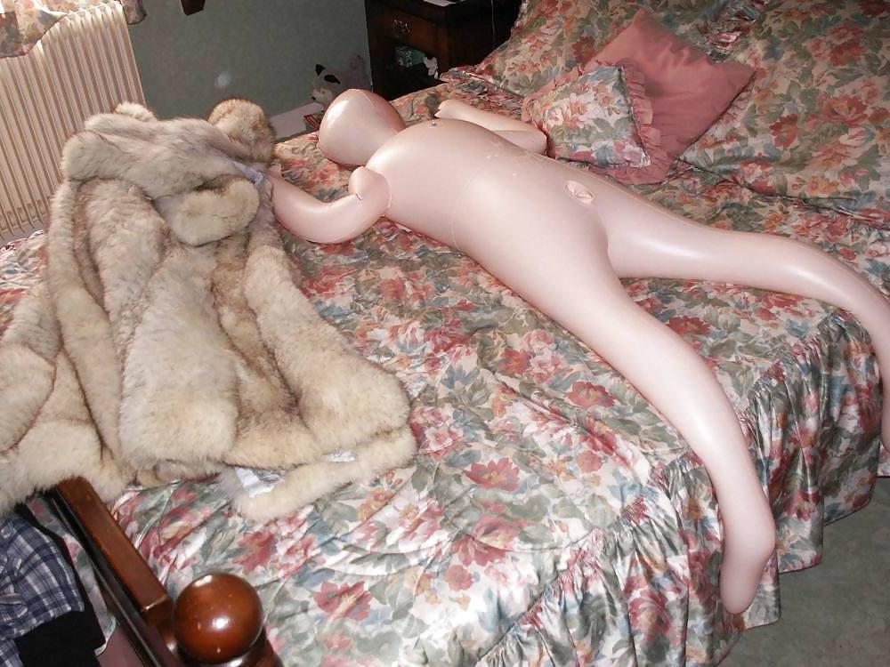 25P Erotics Dolls for the rich and the poor - Part 2