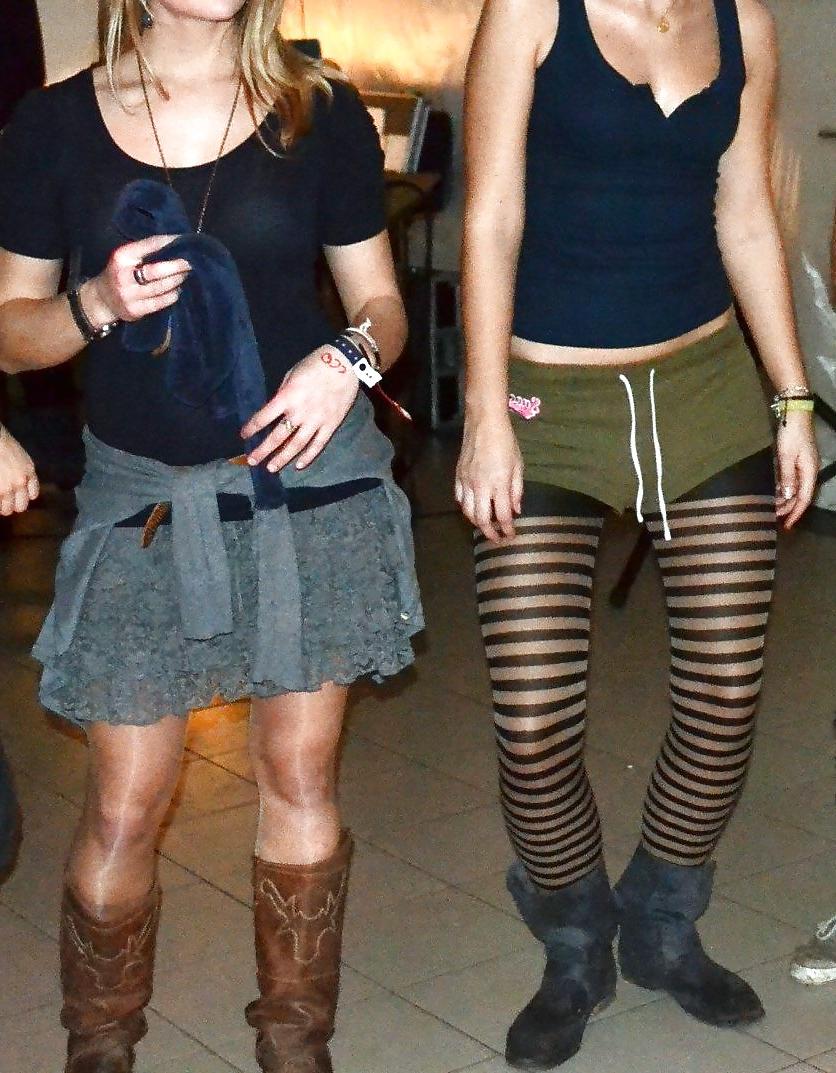16P Teens stockings and pantyhose candid