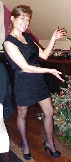 16P Teens stockings and pantyhose candid