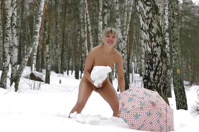 25P FUN IN THE SNOW