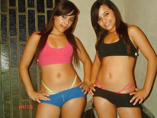 17P Lin e Ma, sisters friend brazil