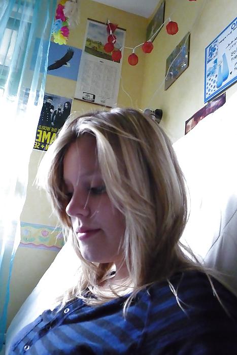 25P Dutch slut 16