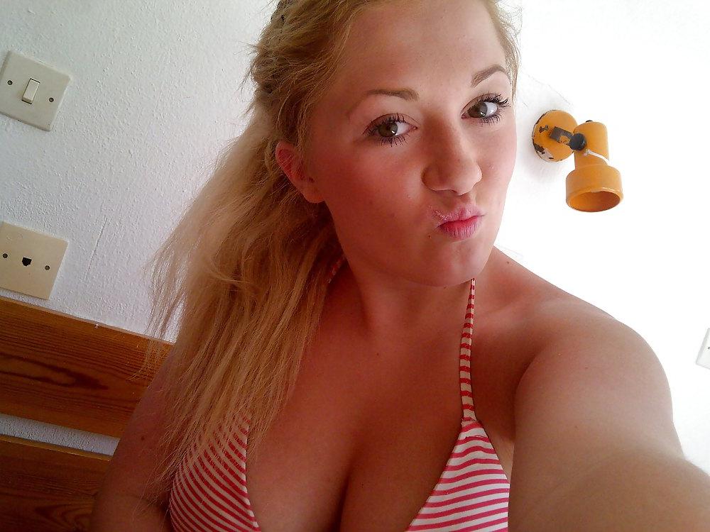 22P Big titted teen holiday