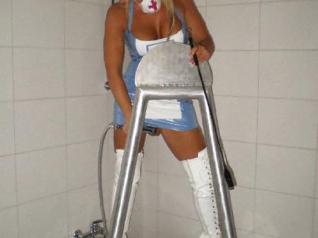 12P Miss Lady Tina, Strapon, Klinik. Nurse. Domina. BDSM
