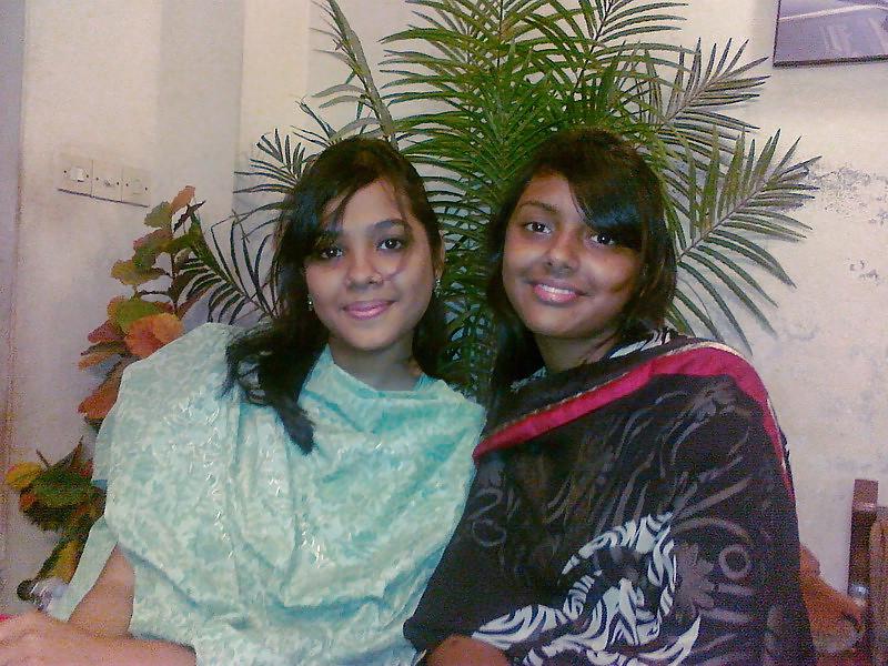 25P Nabila with Parijat at her home. COMMENTS & FAKES