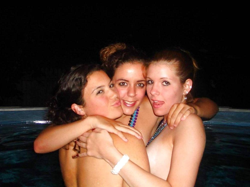 25P Stolen Pics - Party Sluts