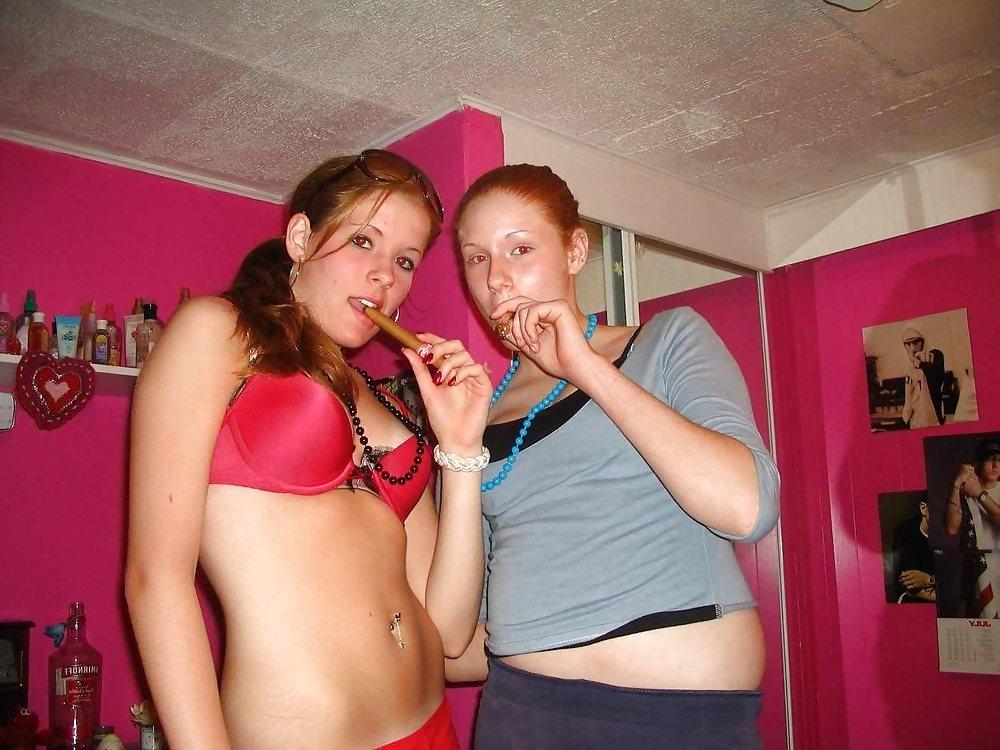 25P Stolen Pics - Party Sluts