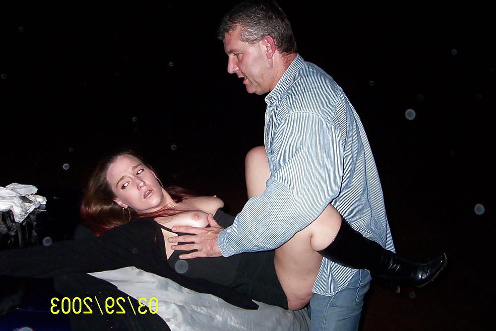 25P Les salopes ( dogging outdoors , cars )