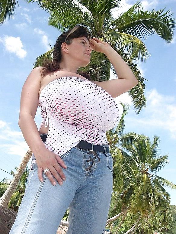 17P MILENA V. HOLIDAY C5M