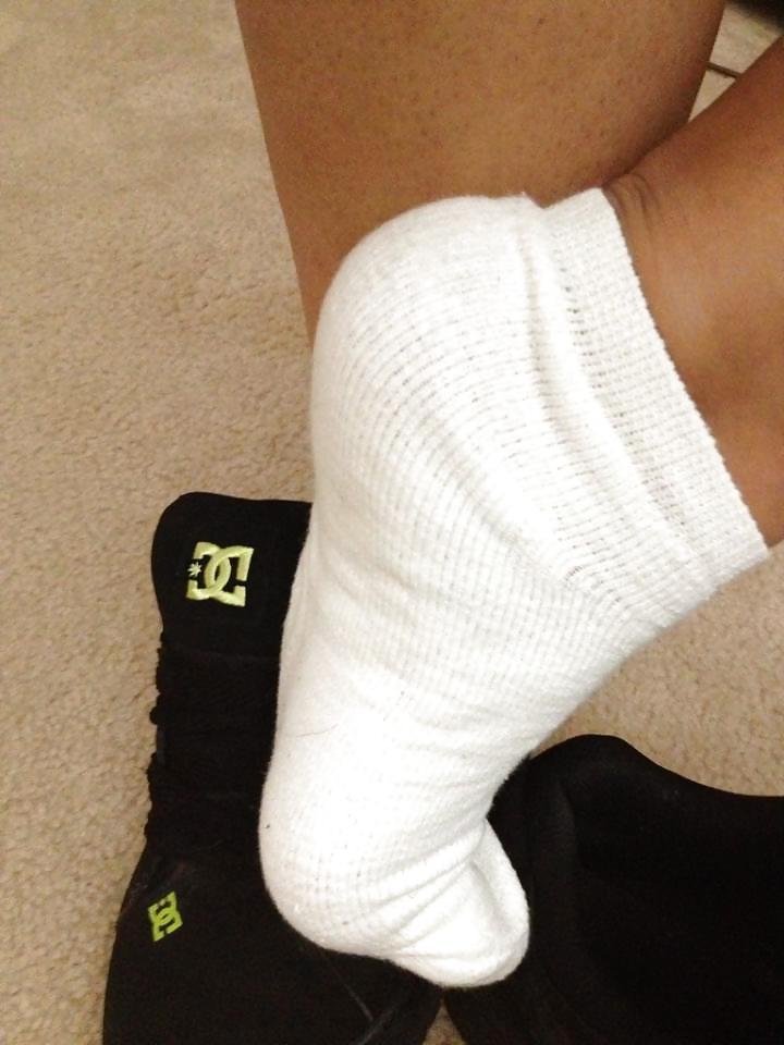 10P LATINA FRIEND STINK SOCK