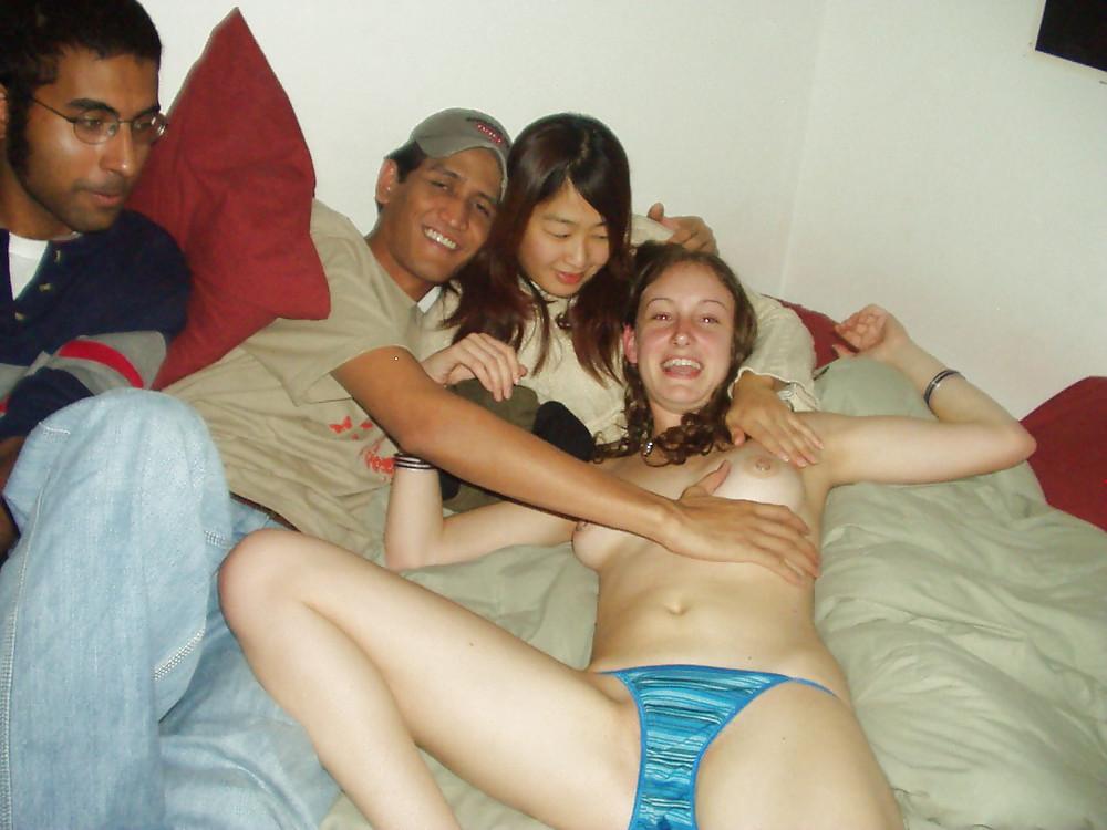 25P LESBIAN GIRLFRIENDS PARTY