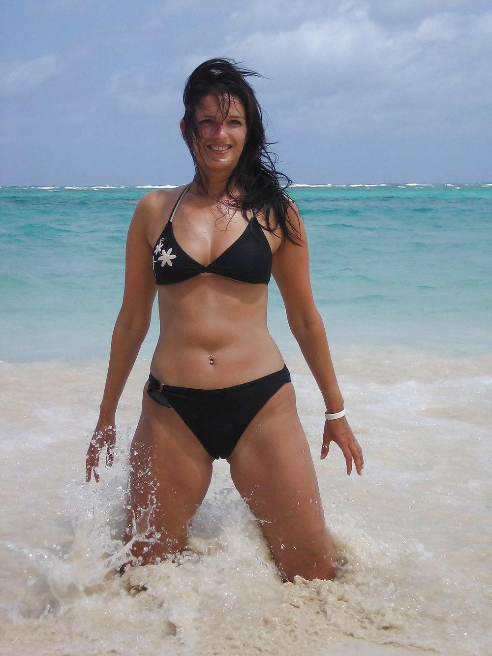 25P Cameltoe 8