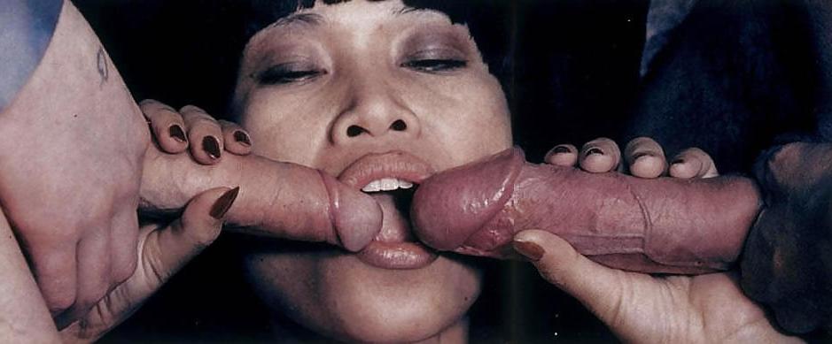 17P SH Retro Ladies love to sucking two dicks at the same time 1