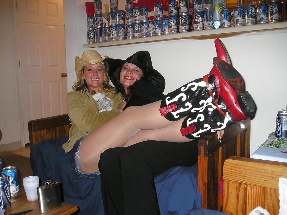25P Nice Amateur Pantyhose 2