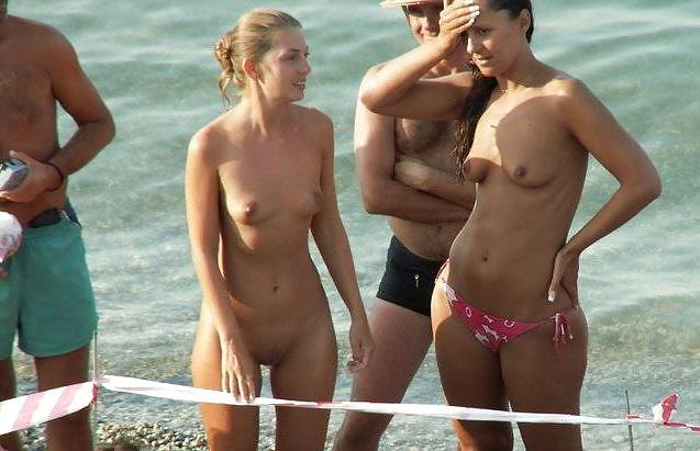 25P Beautiful Day At The Beach 25 By Voyeur TROC