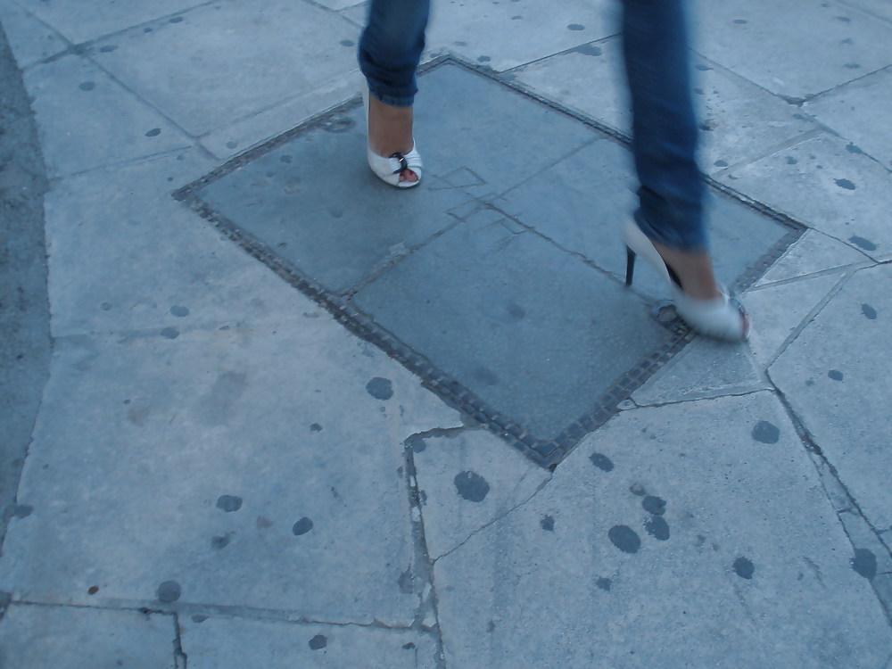 25P Beautiful feet 
