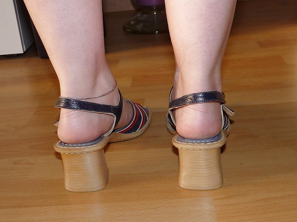21P Wifes sandals wedges heels pink nails