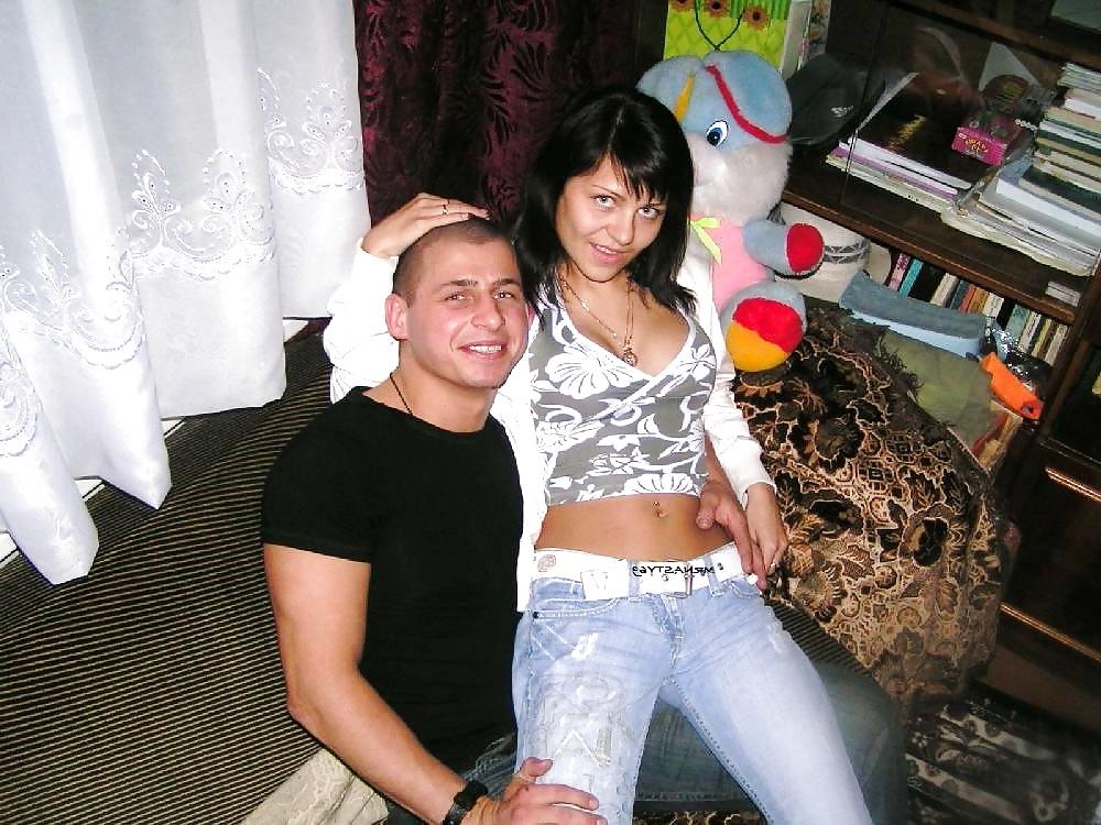 11P Hot Wife Gets Fucked At Home After The Party 