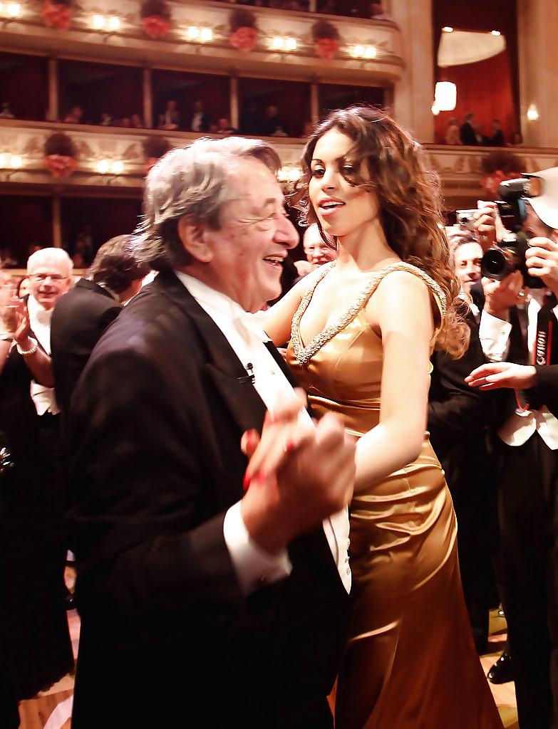 23P Ruby - Berlusconi's doll 2