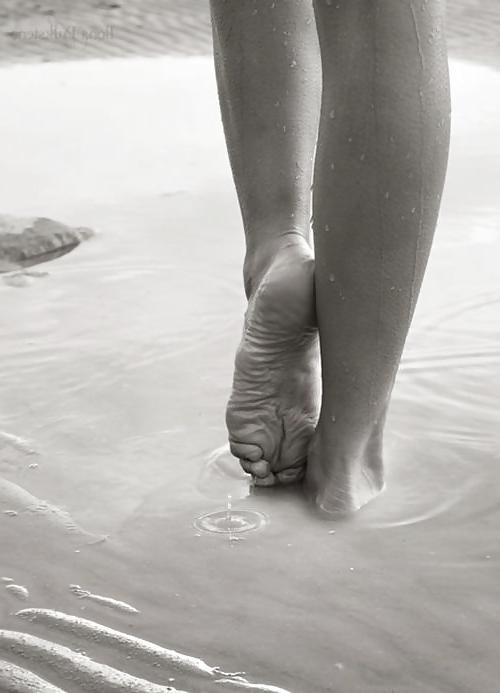 25P Feet lovers....