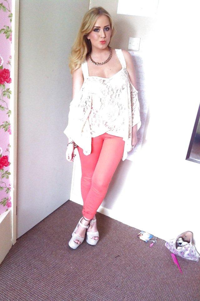 13P Blonde Sophie