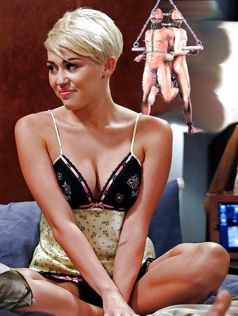 25P Miley and Antoniette Femdoms with Slaves 