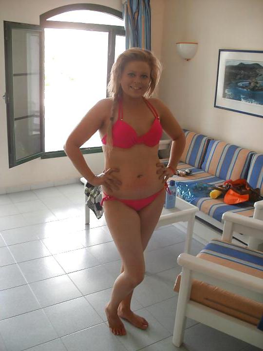 25P Irish Teens on Holiday
