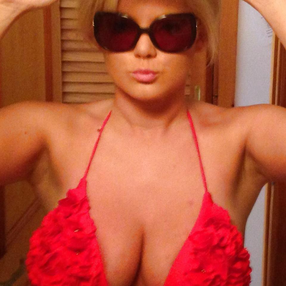 25P Irish Teens on Holiday