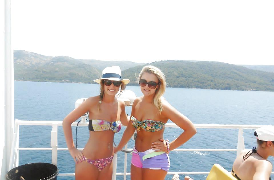 25P Irish Teens on Holiday