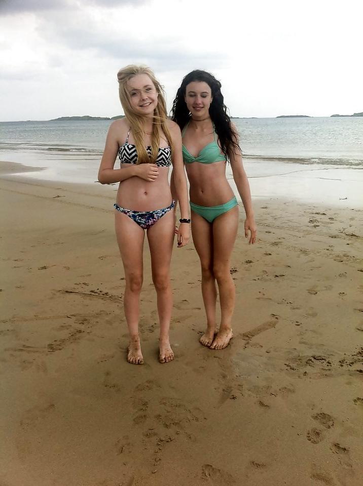 25P Irish Teens on Holiday