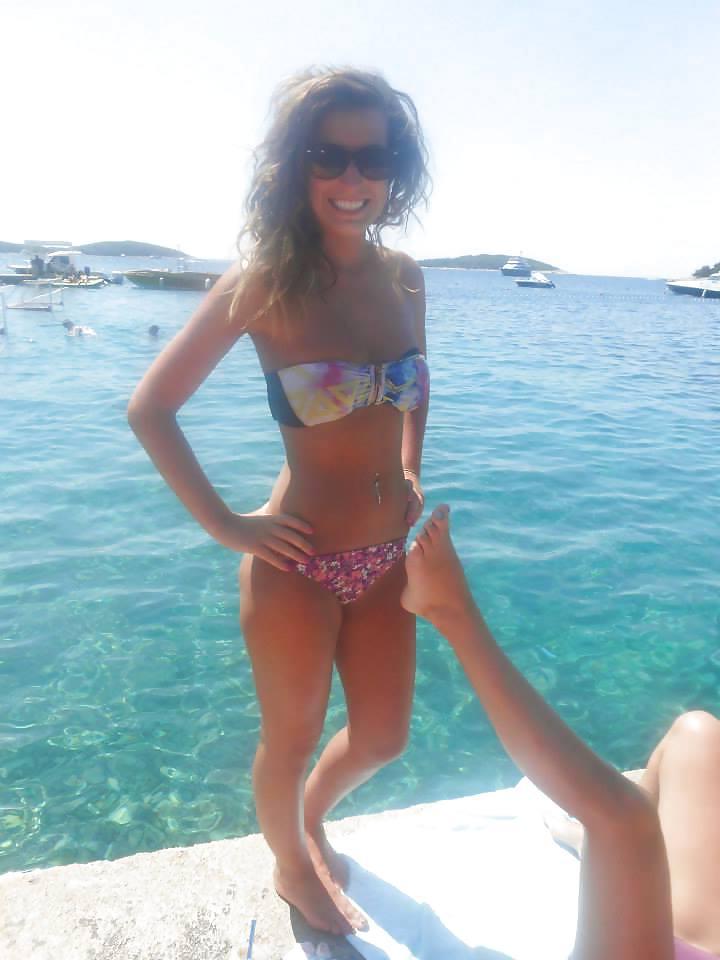 25P Irish Teens on Holiday