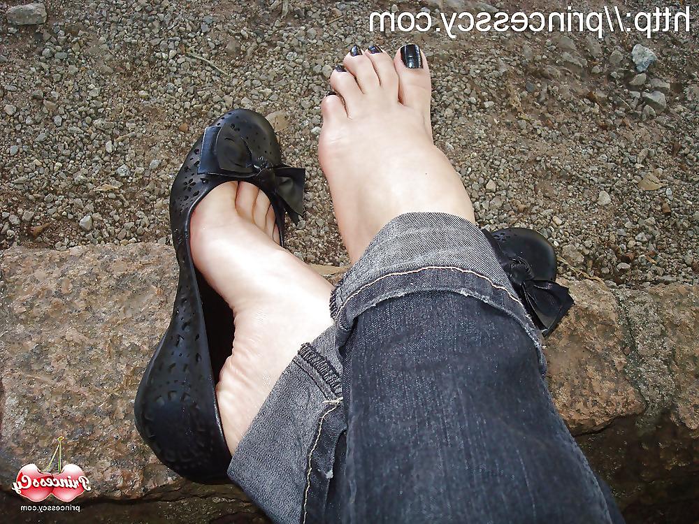 25P Perfect Feet